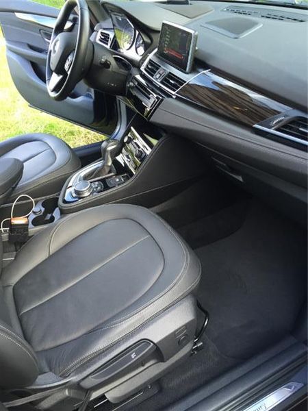 BMW 2 Series • 2016 • 98,800 km 7