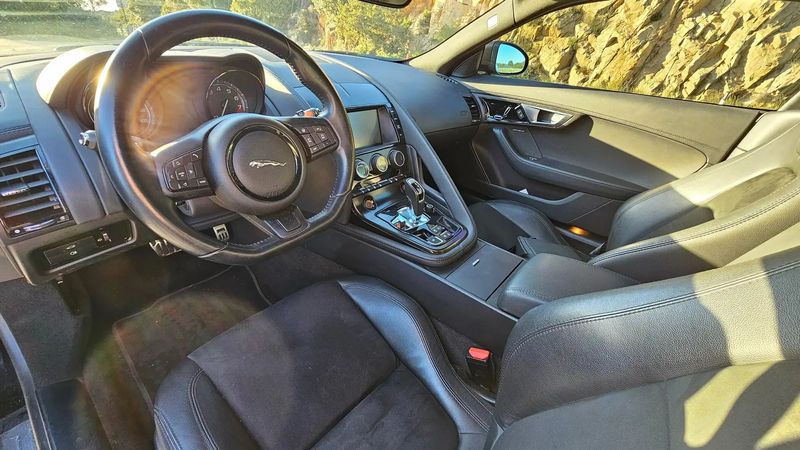 Jaguar F-Type • 2015 • 56,918 km 5