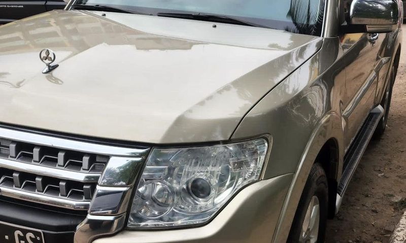 Mitsubishi Pajero Sport • 2018 • 50,000 km 3