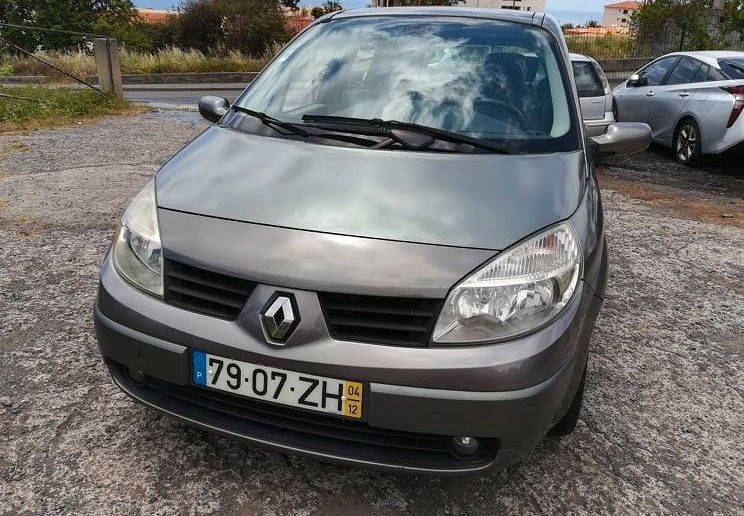 Renault Scénic • 2005 • 79,000 km 1