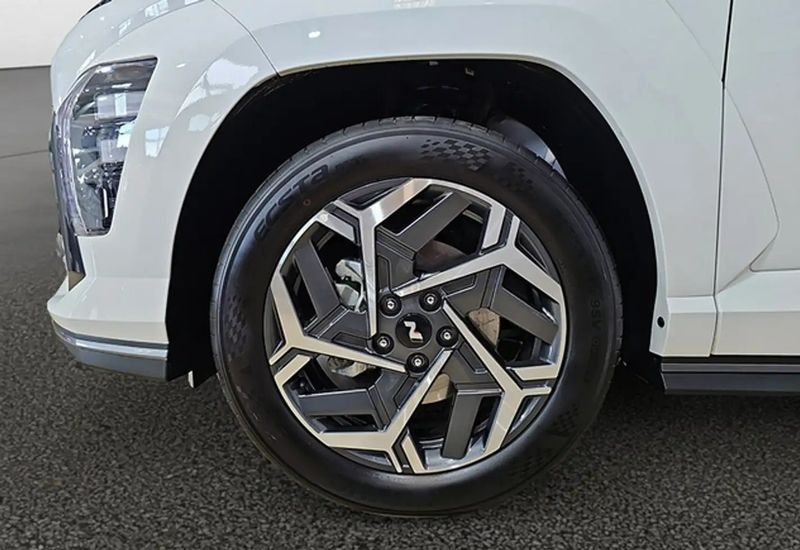 Hyundai Kona • 2023 • 11,569 km 16