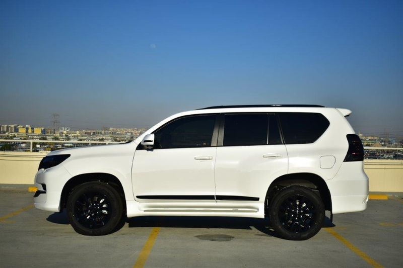 Toyota Land Cruiser • 2022 • 20,980 km 1