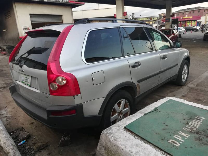 Volvo XC90 • 2005 • 133,059 km 5