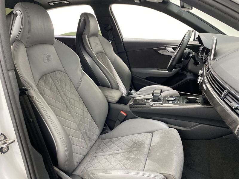 Audi S4 • 2018 • 34,938 km 9