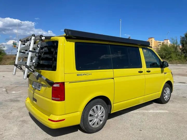 Volkswagen T5 • 2019 • 85,000 km 4