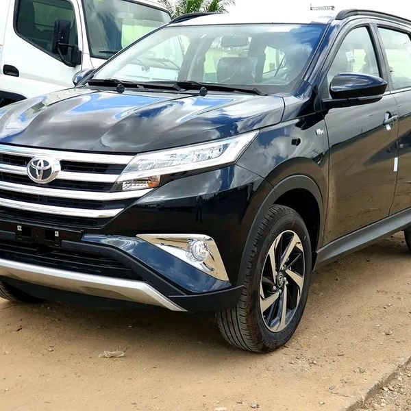 Toyota RAV4 • 2020 • 50,000 km 1