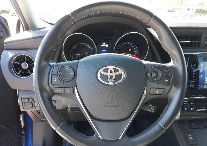 Toyota Auris • 2018 • 42,150 km 3