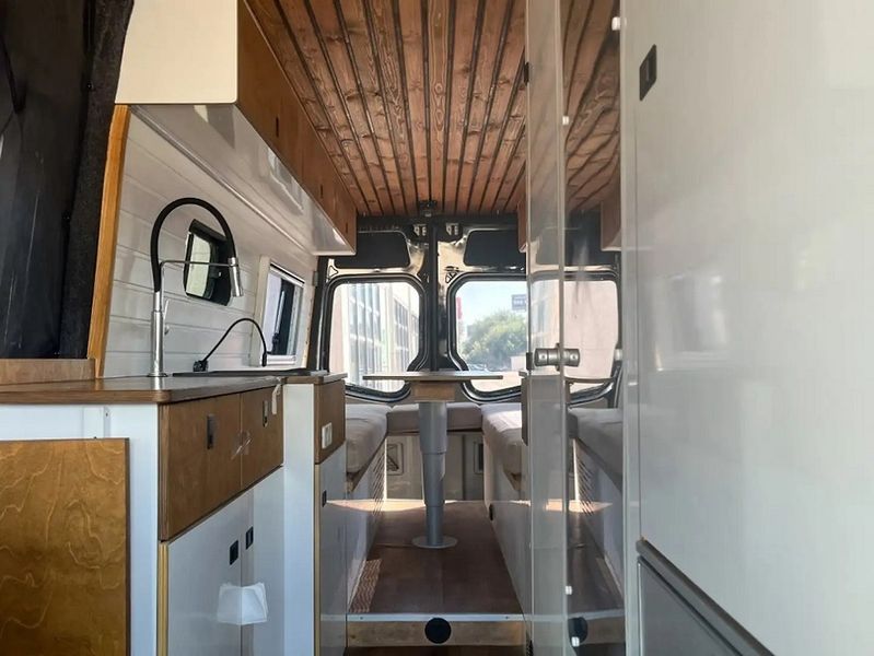 Mercedes-Benz Sprinter • 2012 • 164,500 km 13