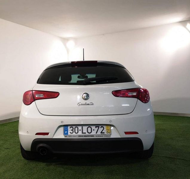 Alfa Romeo Giulietta • 2011 • 199,999 km 5