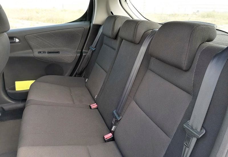 Peugeot 207 • 2008 • 99,999 km 6