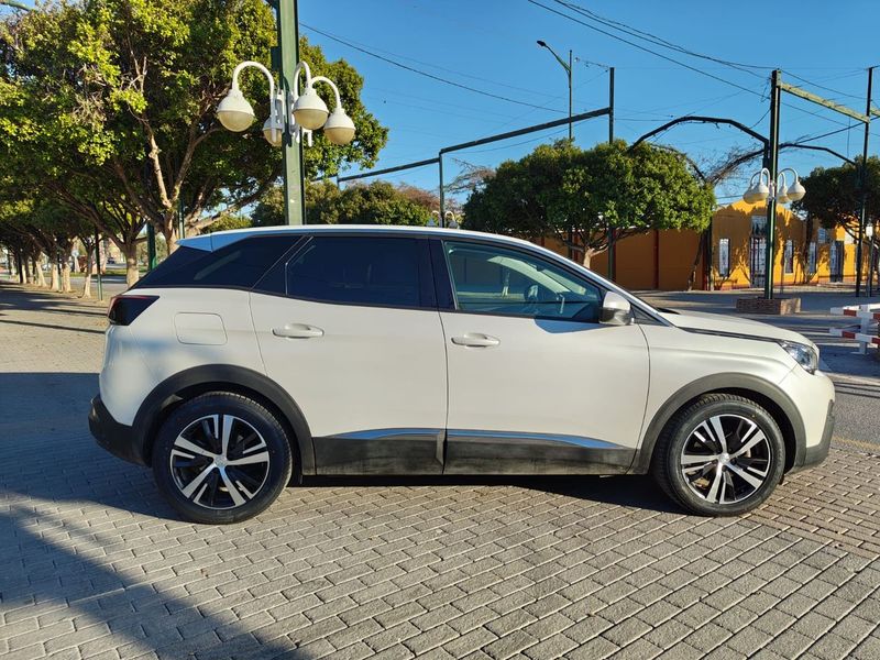 Peugeot 3008 • 2018 • 82,029 km 6