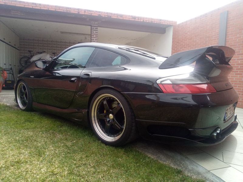 Porsche 911 • 2001 • 68,100 km 4