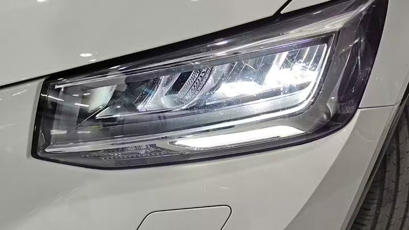 Audi Q3 • 2024 • 22,975 km 7