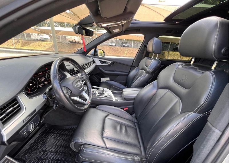 Audi Q7 • 2016 • 150,000 km 3