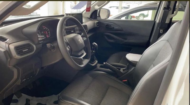 Peugeot 4008 • 2021 • 60,000 km 7