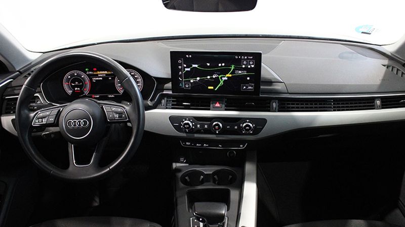 Audi A4 • 2021 • 28,574 km 7