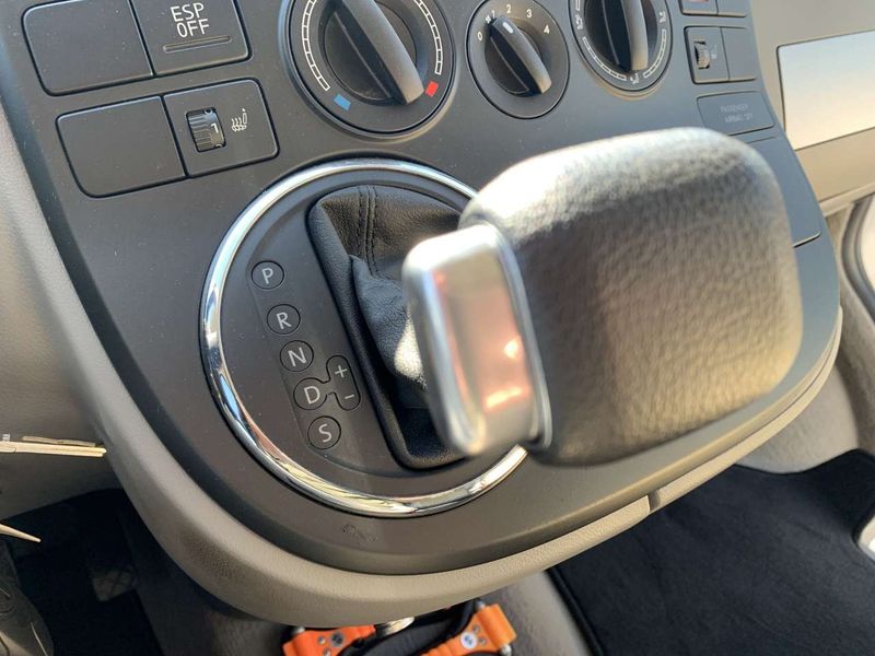 Volkswagen California • 2008 • 156,700 km 10