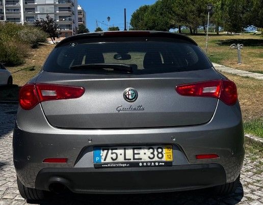 Alfa Romeo Giulietta • 2010 • 210,000 km 3