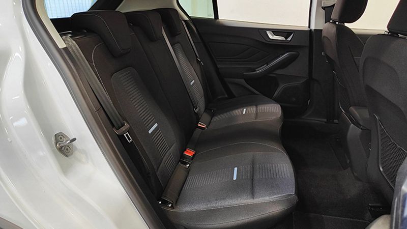 Ford Focus • 2024 • 7,900 km 14