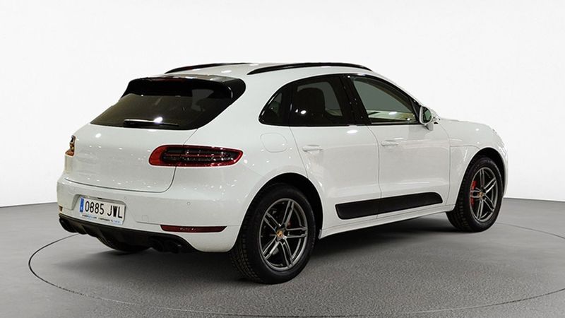 Porsche Macan • 2017 • 60,036 km 4