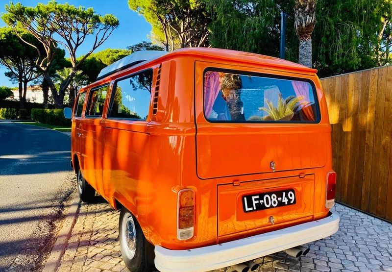 Volkswagen Caravelle • 1982 • 80,000 km 4