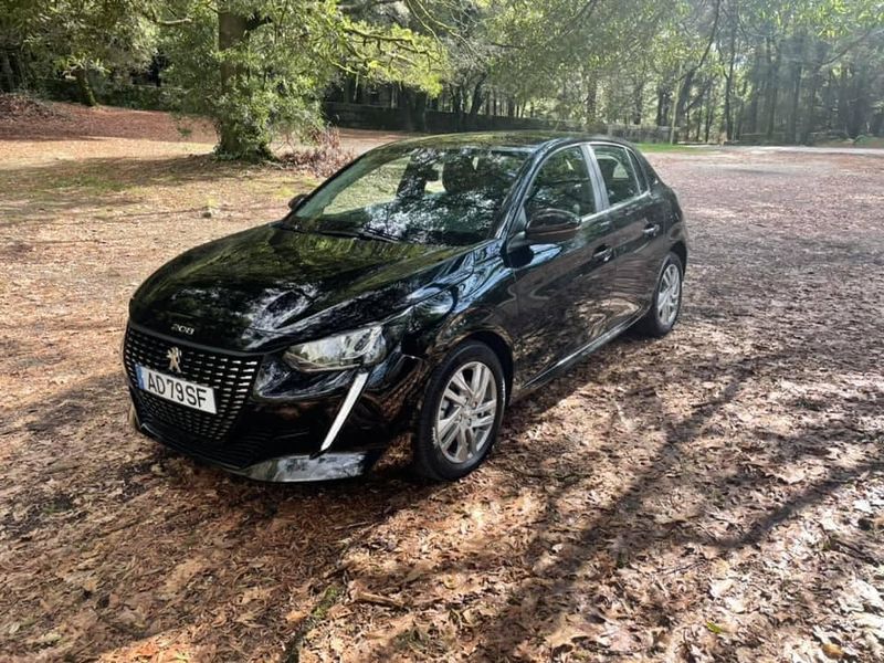 Peugeot 2008 • 2008 • 17,000 km 2