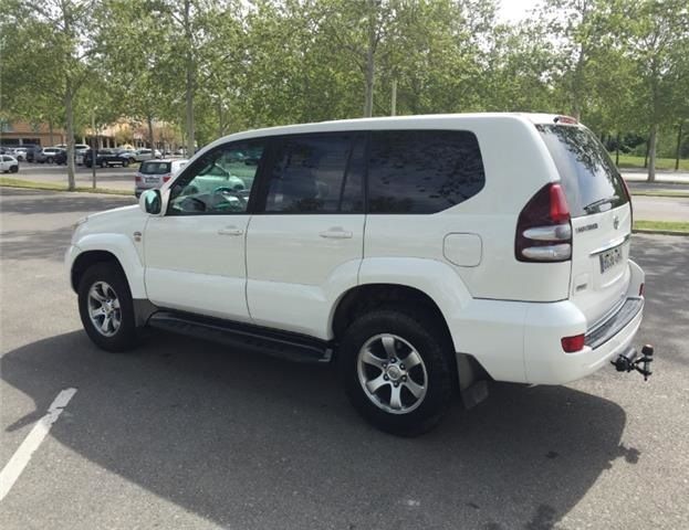 Toyota Land Cruiser • 2008 • 169,000 km 9