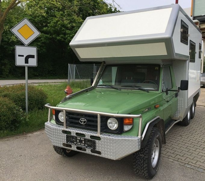 Toyota Land Cruiser • 2001 • 92,500 km 1