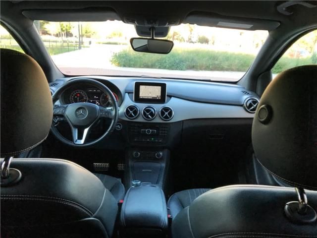 Mercedes-Benz Class B • 2013 • 190,000 km 5