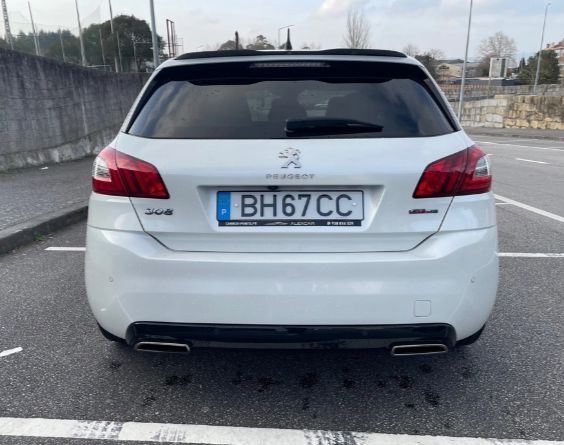 Peugeot 308 • 2017 • 115,000 km 3