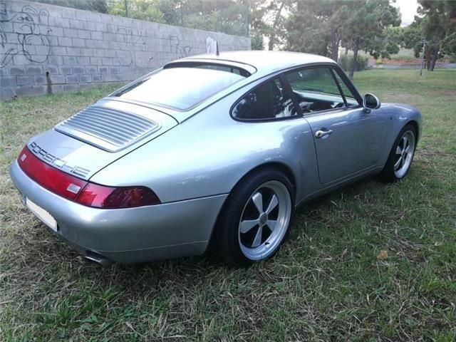 Porsche 911 • 1995 • 125,000 km 5