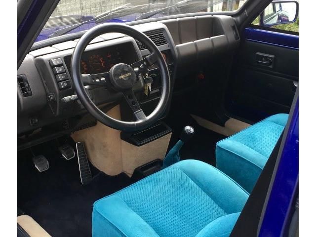Renault 10 • 1988 • 140,000 km 6