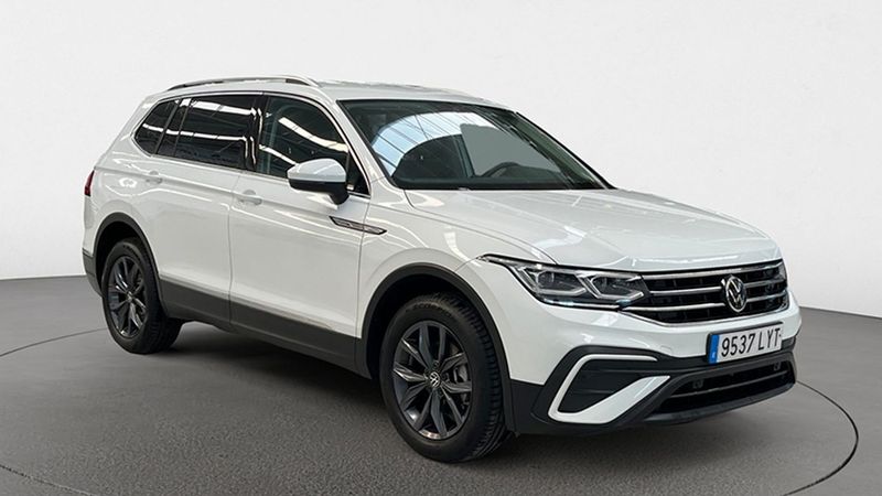 Volkswagen Tiguan • 2022 • 18,000 km 3