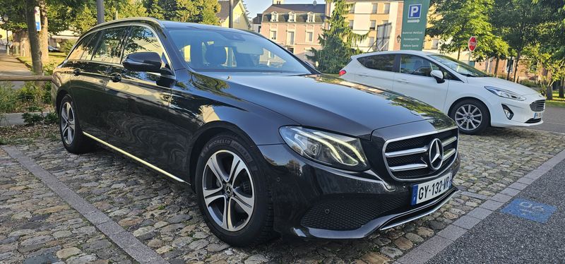 Mercedes-Benz E • 2019 • 123,500 km 2