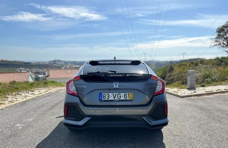 Honda Civic • 2018 • 107,700 km 2