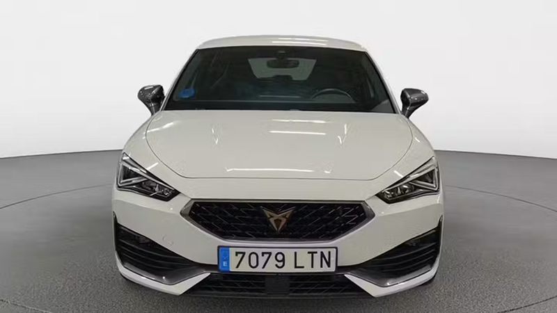 Seat Leon • 2021 • 26,143 km 8