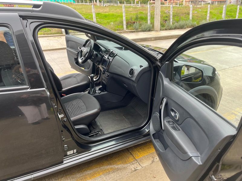 Renault Stepway • 2021 • 90,000 km 8