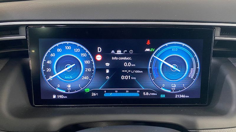 Hyundai Tucson • 2023 • 21,546 km 16