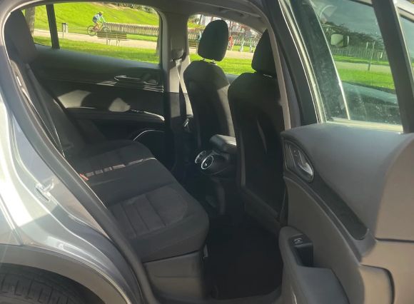 Alfa Romeo Stelvio • 2019 • 90,000 km 2