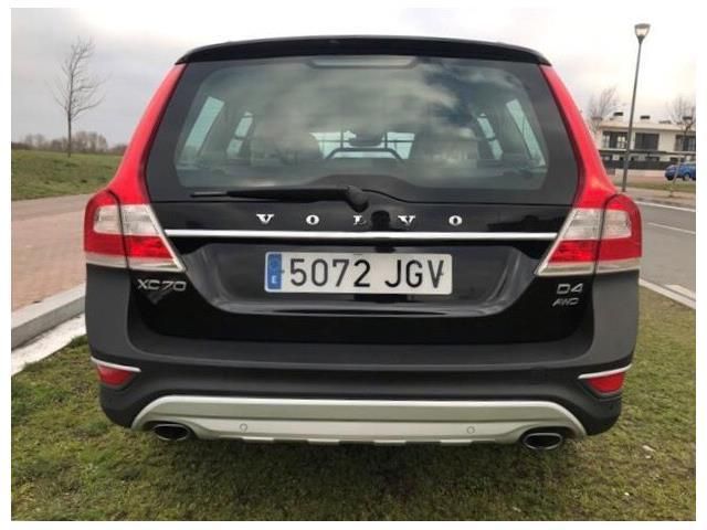 Volvo XC70 • 2015 • 109,000 km 6