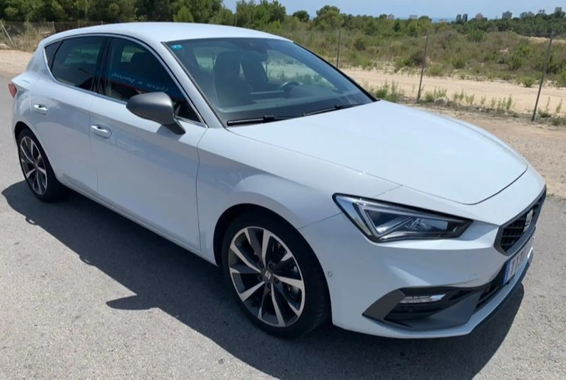 Seat Leon • 2022 • 42,000 km 1