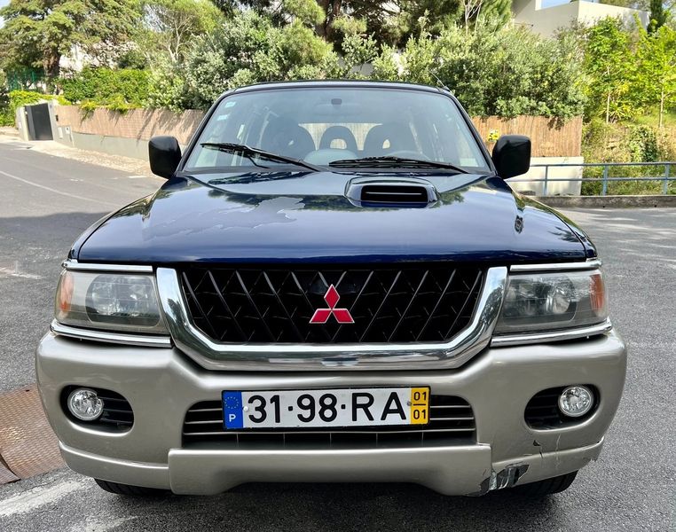 Mitsubishi Pajero • 2001 • 245,304 km 1