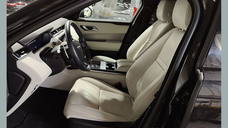 Land Rover Range Rover Velar • 2018 • 124,000 km 9