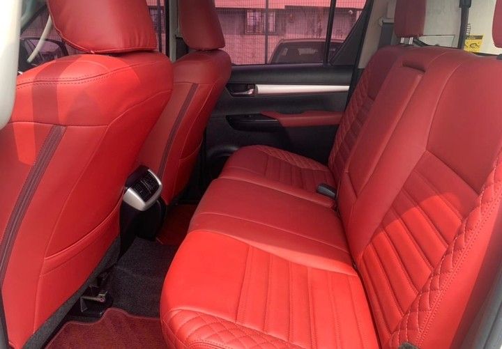 Toyota Hilux • 2019 • 2 km 2