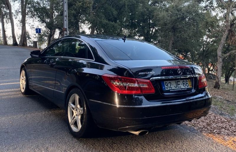 Mercedes-Benz E • 2010 • 200,000 km 2