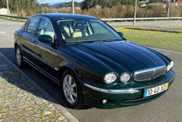 Jaguar X-Type • 2004 • 150,000 km 1