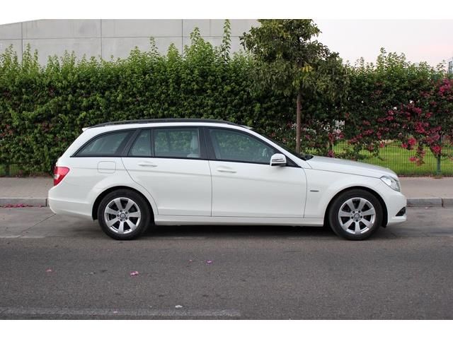 Mercedes-Benz C-Class • 2012 • 194,000 km 8