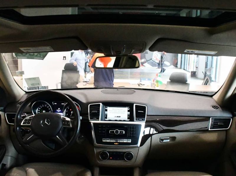 Mercedes-Benz ML350 • 2015 • 125,788 km 8