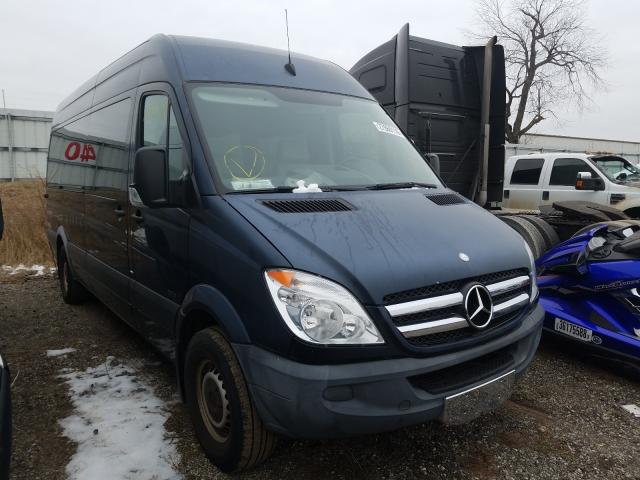 Mercedes-Benz 210 Van • 2012 • 54,392 km 7
