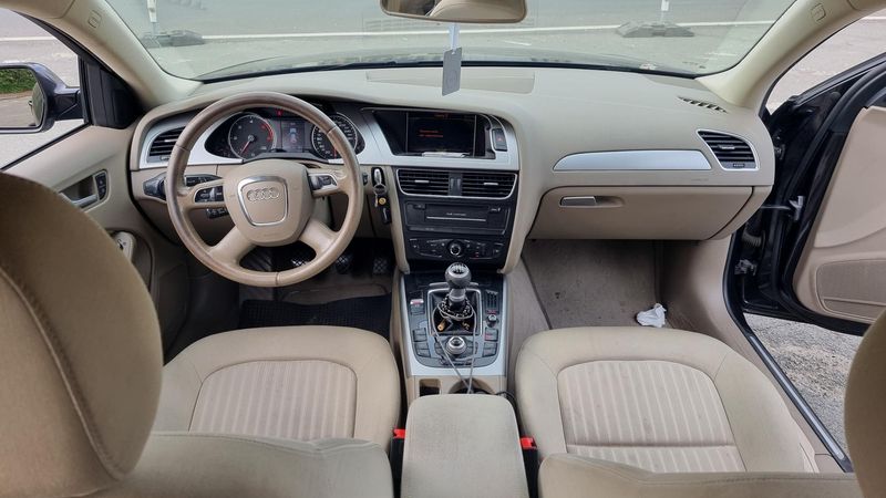 Audi A4 Avant • 2010 • 350,000 km 3